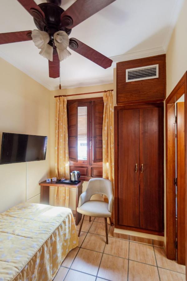 Loreto Guest house